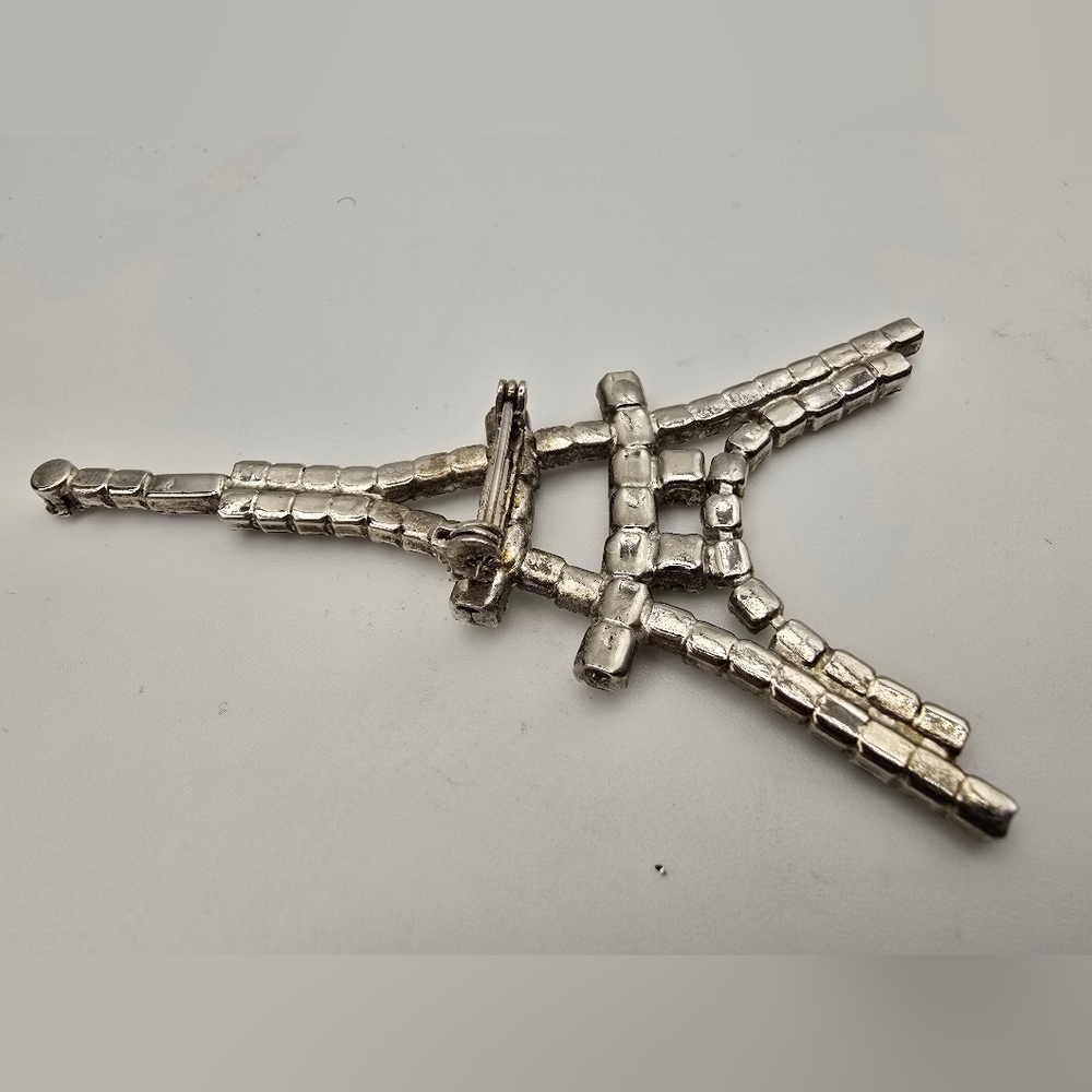 Vintage Eiffle Tower Brooch - Picture 9 of 10